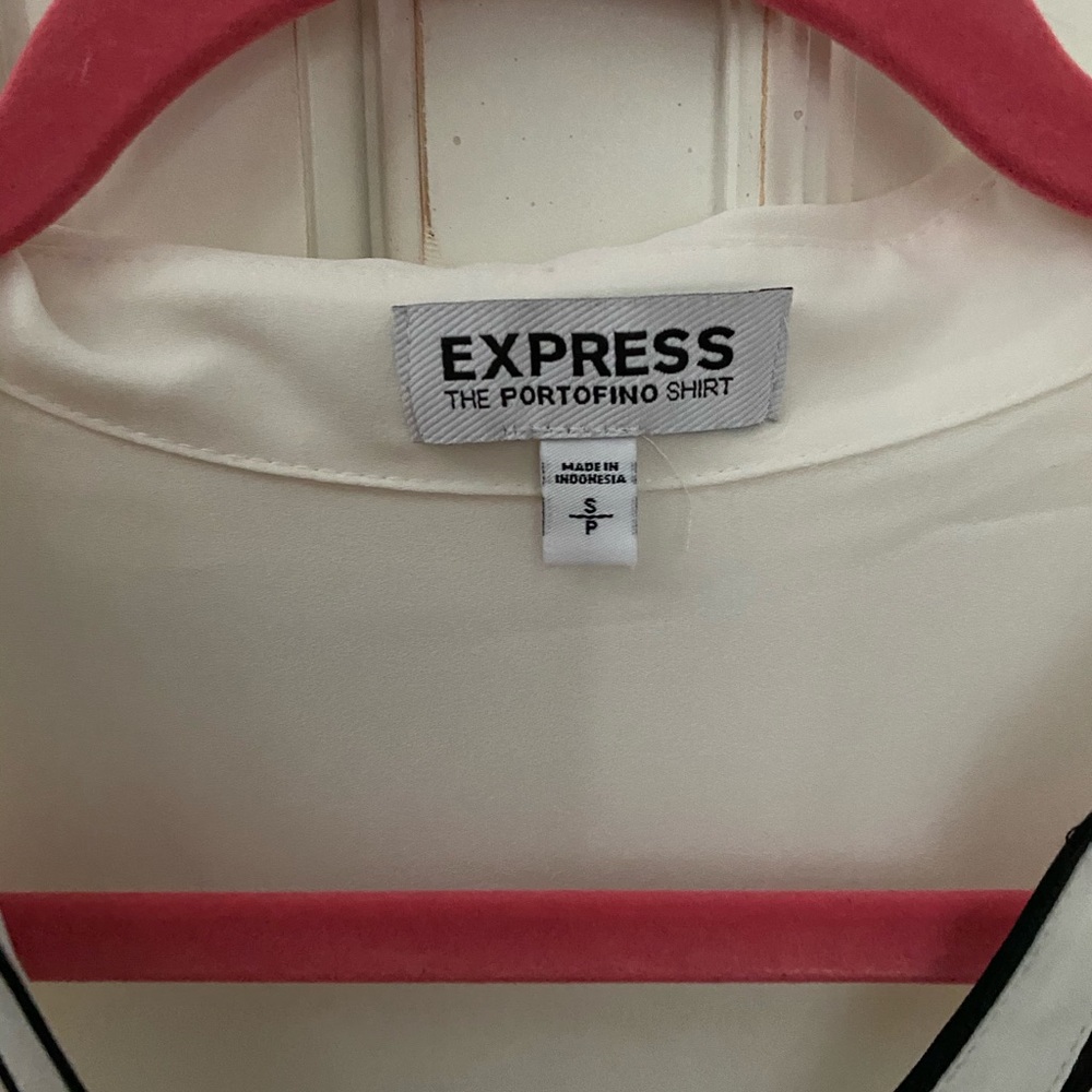 Button down - Picture 2 of 2